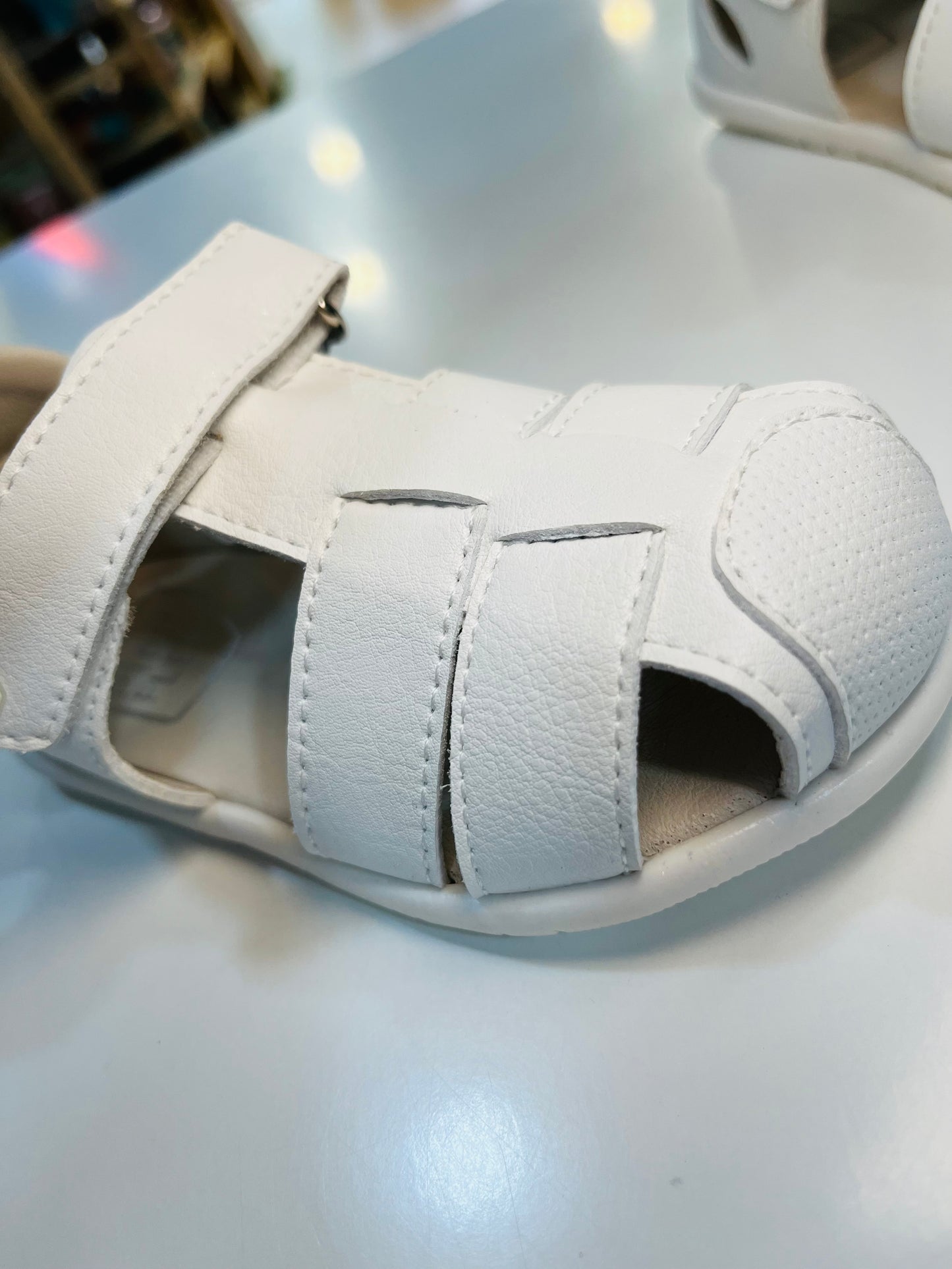 Sandalia Micro Piel en Blanco - PIRUFLEX