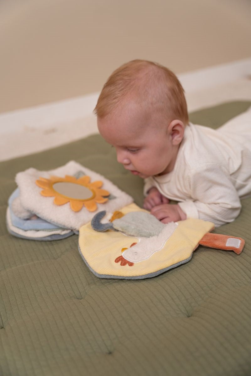 Libro Blandito Actividades Pequeña Granja - LITTLE DUTCH