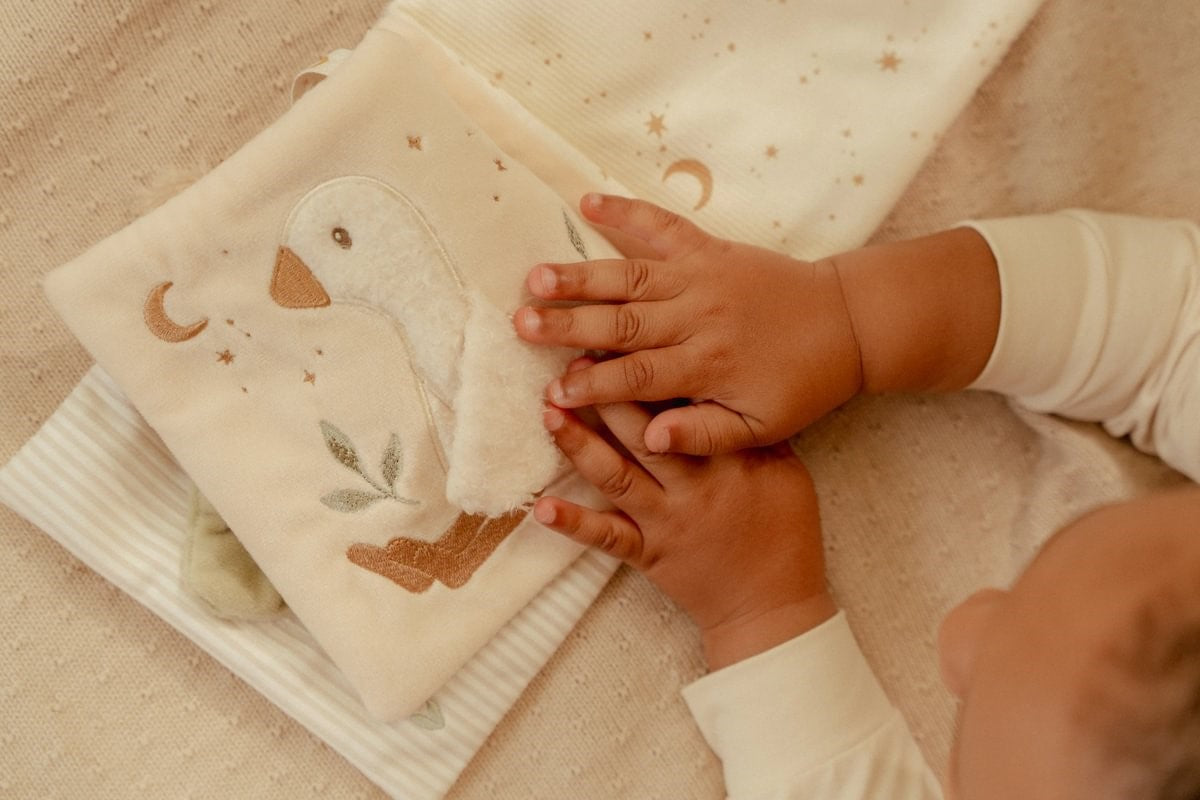 Libro Blandito Actividades Natural - LITTLE DUTCH