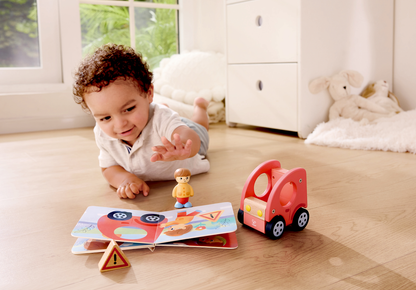 Coche Musical Madera Personaje + Libro - HAPE