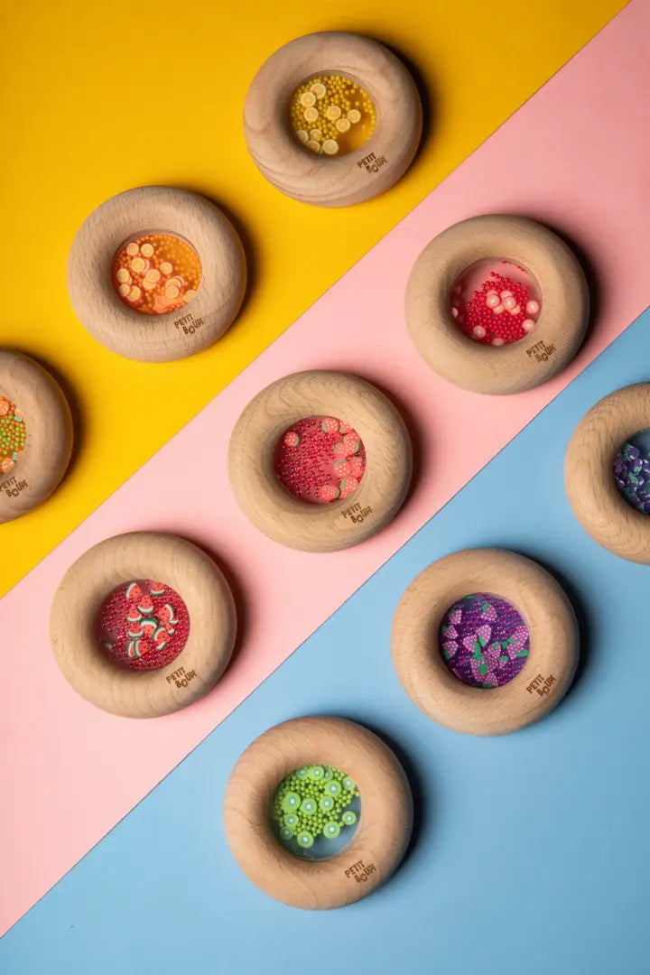 Mordedor Sensorial Donuts Strawberries - PETIT BOUM