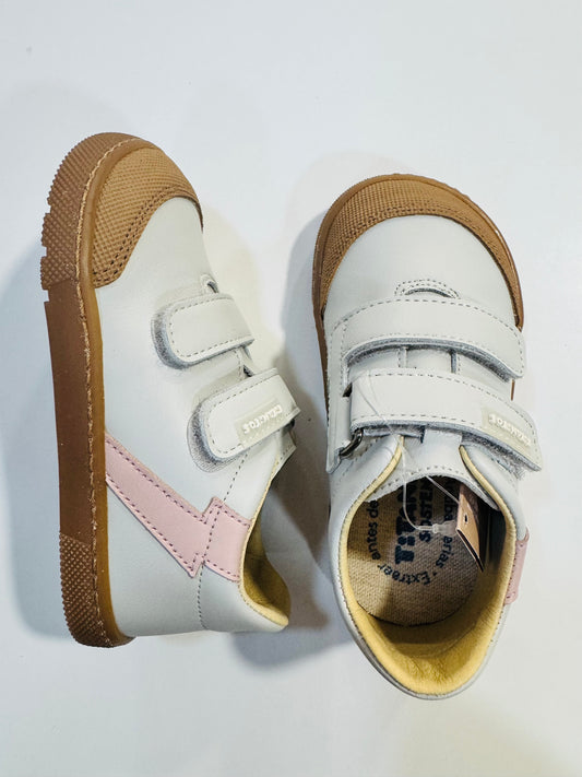 Deportivo Barefoot Rayo Rosa - TITANITOS