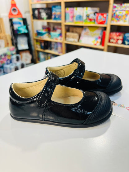 Mercedita Barefoot Modelo 00375-h Charol Negro - FLEXI NENS