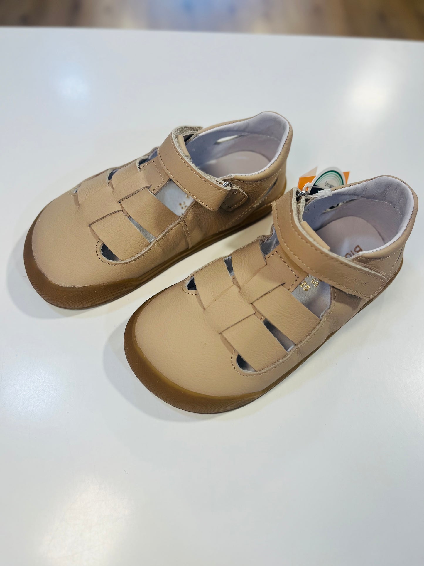 Sandalia Barefoot Océano Beige - BLANDITOS BY CRIOS