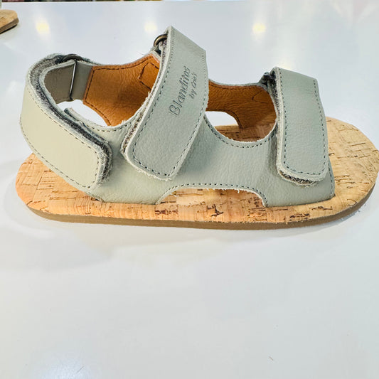 Sandalias Barefoot Timón Verde - BLANDITOS BY CRIOS