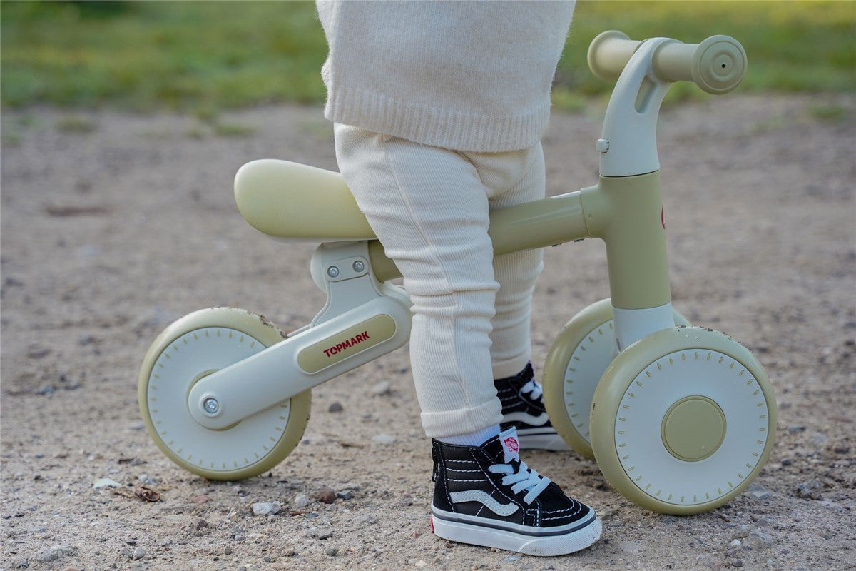 Bicicleta de Equilibrio Yuki Pstacho - TOPMARK